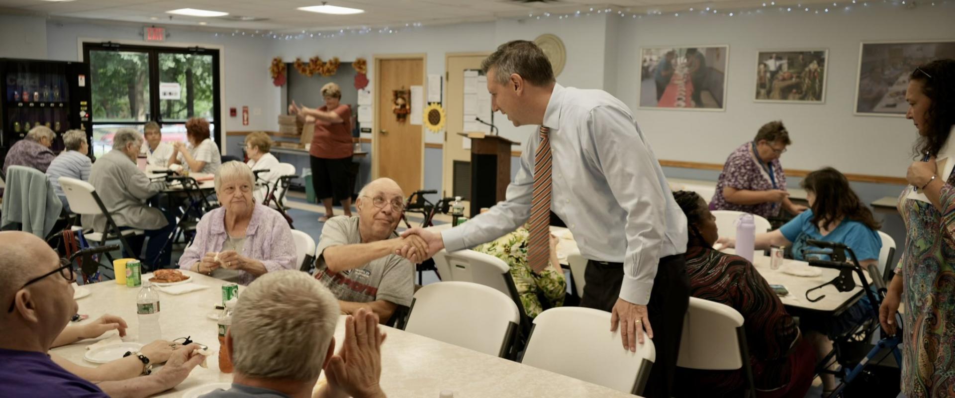 Representative Magaziner speaks to constituents